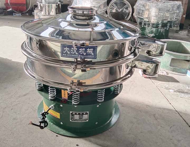 Chili sauce screening machine